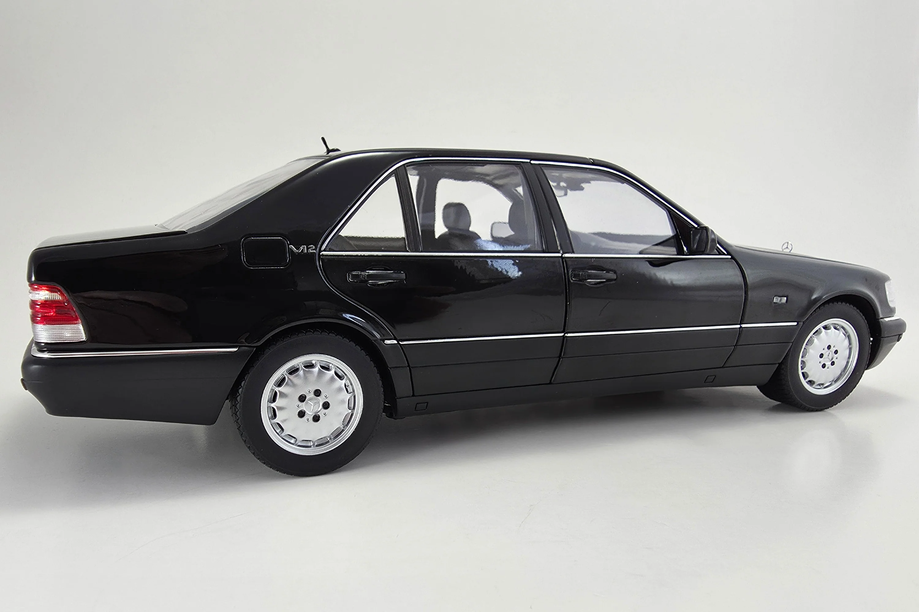 Mercedes-Benz S600 (W140) - 1:18 Scale Diecast Model by Norev - Mearch