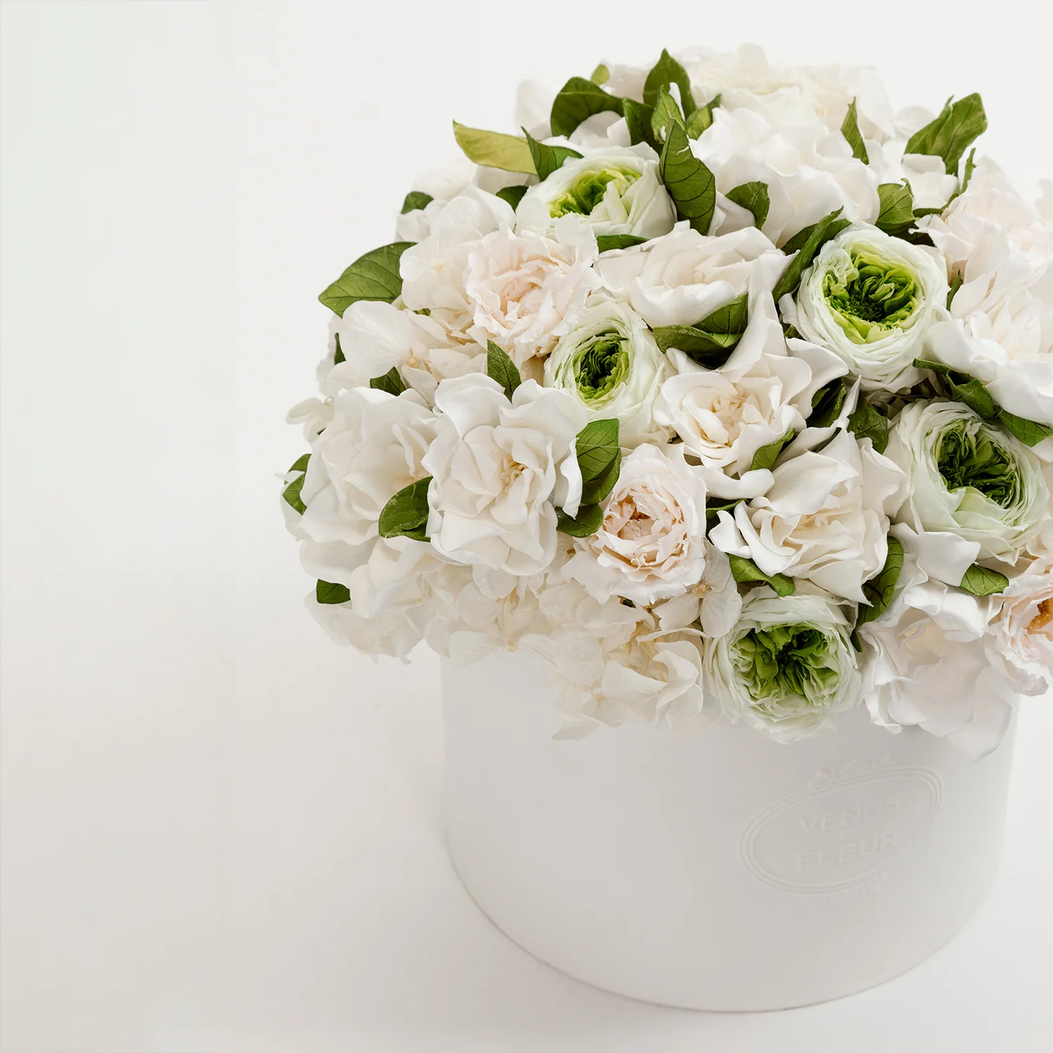 Thalia Porcelain Vase - Mearch