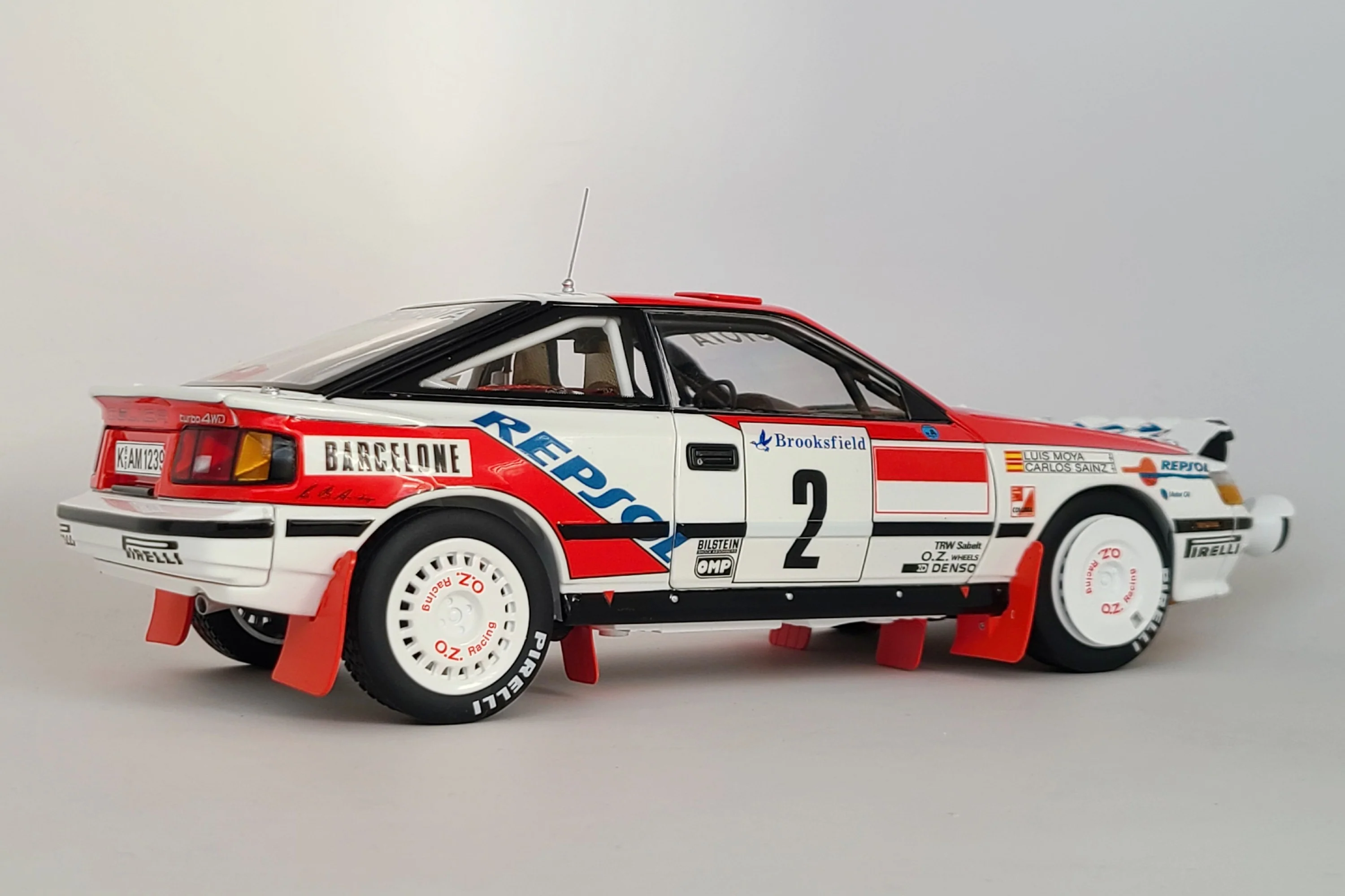 Toyota Celica GT-Four ST165 (1991 Monte Carlo Rally Winner) - 1:18 Scale Diecast Model Car by Kyosho - Mearch