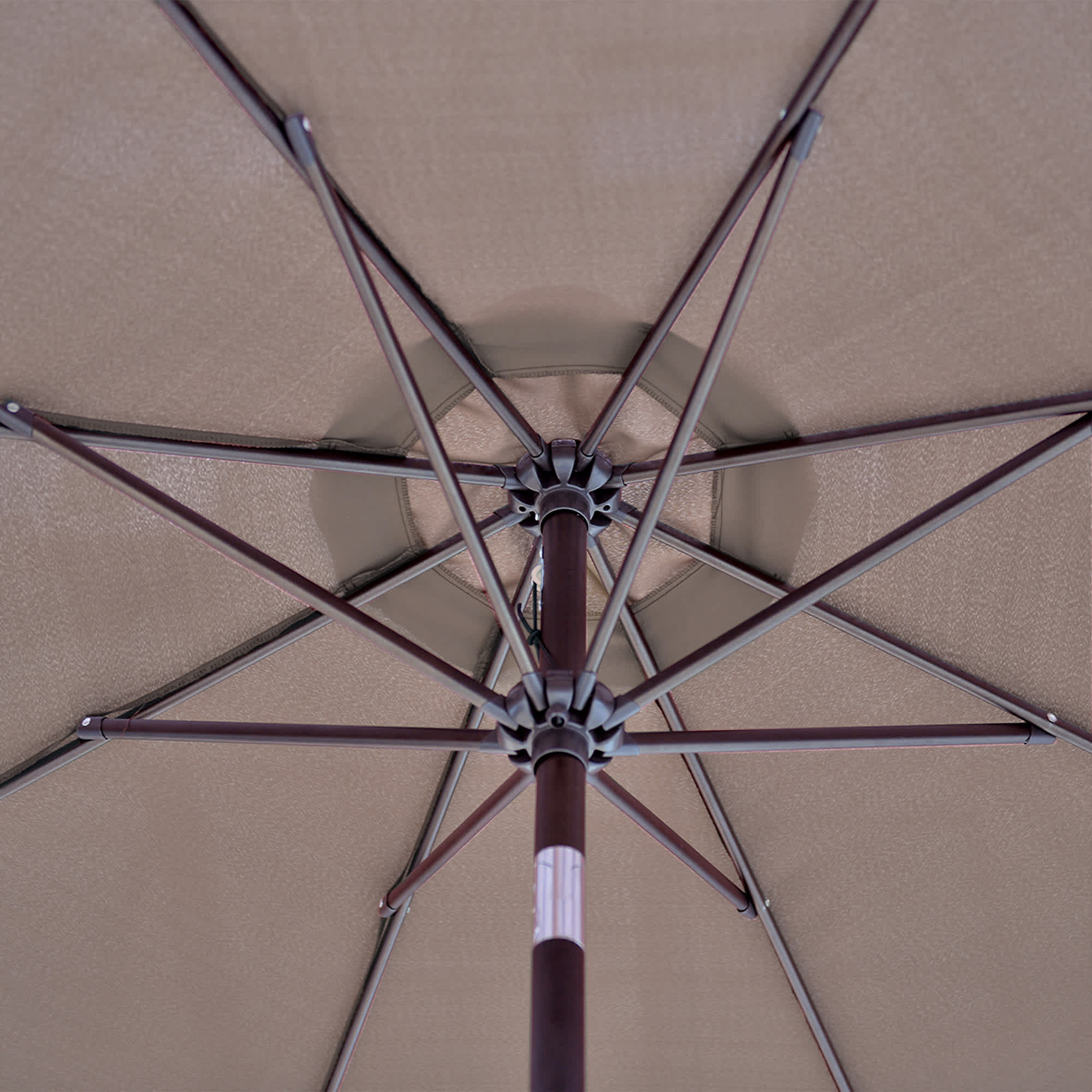 Trinidad 9-ft Octagonal Market Umbrella in Polyester