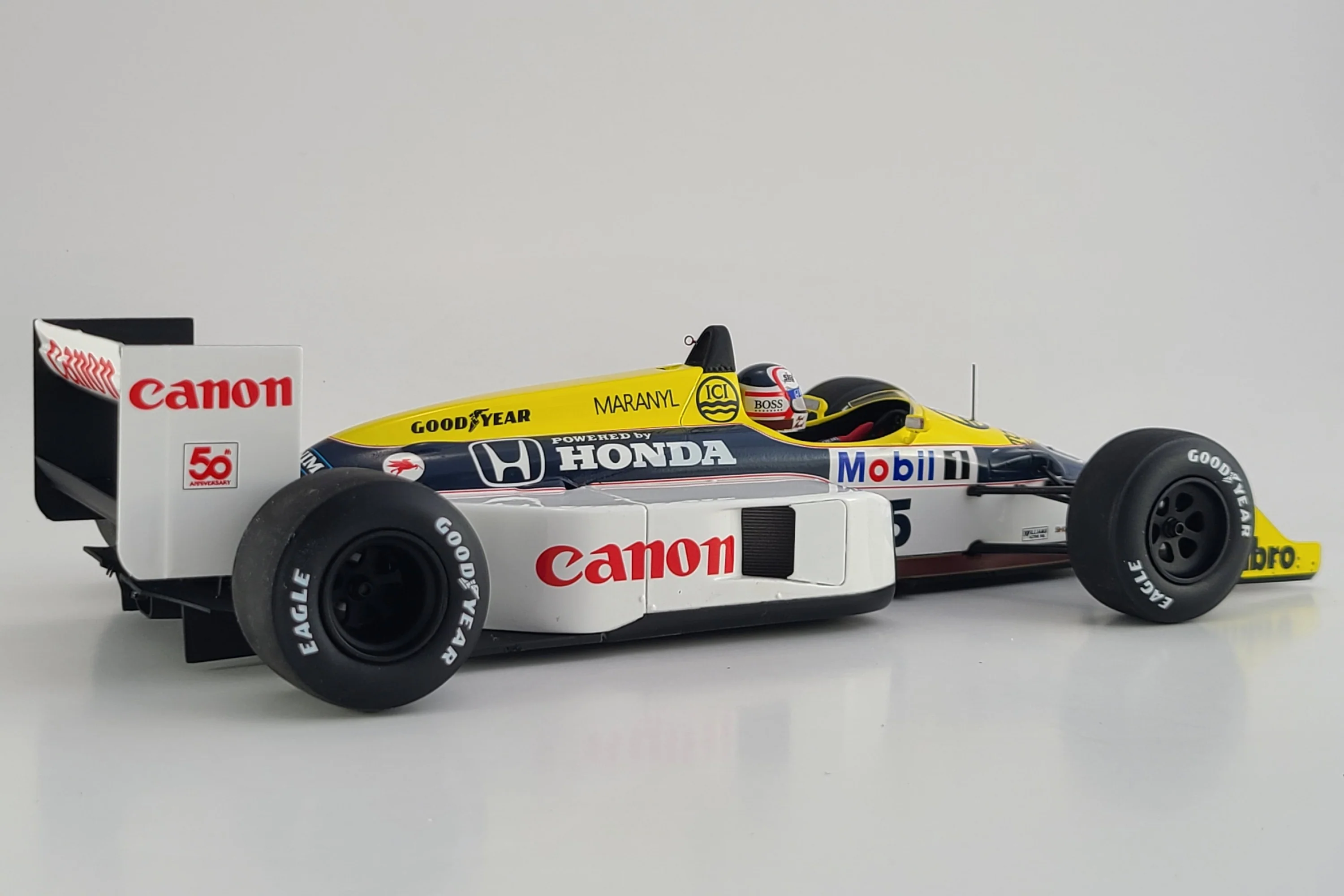 Williams FW11B (N. Mansell, 1987 British GP Winner) - 1:18 Scale Model Car by Spark - Mearch