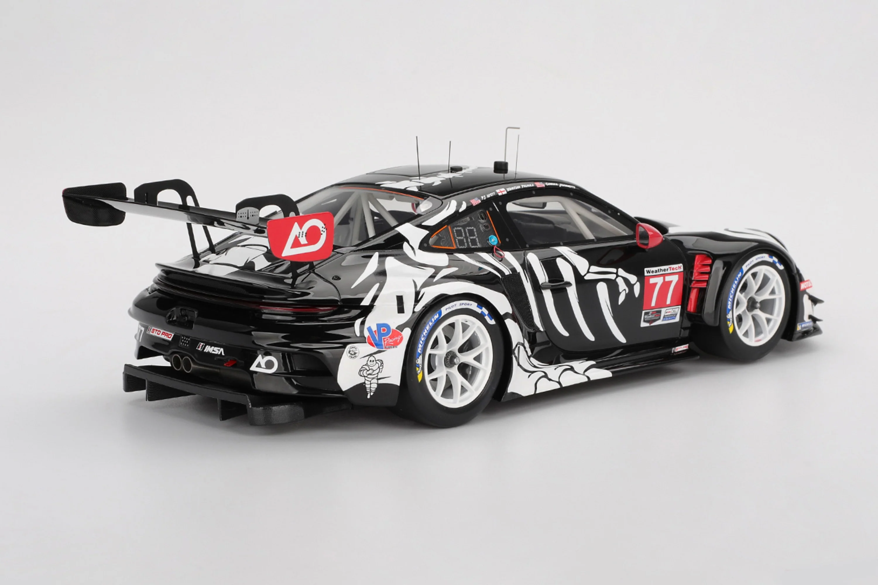 Porsche 911 GT3R (AO Racing #77 2025 Petit Le Mans) - 1:18 Scale Model Car by TopSpeed - Mearch