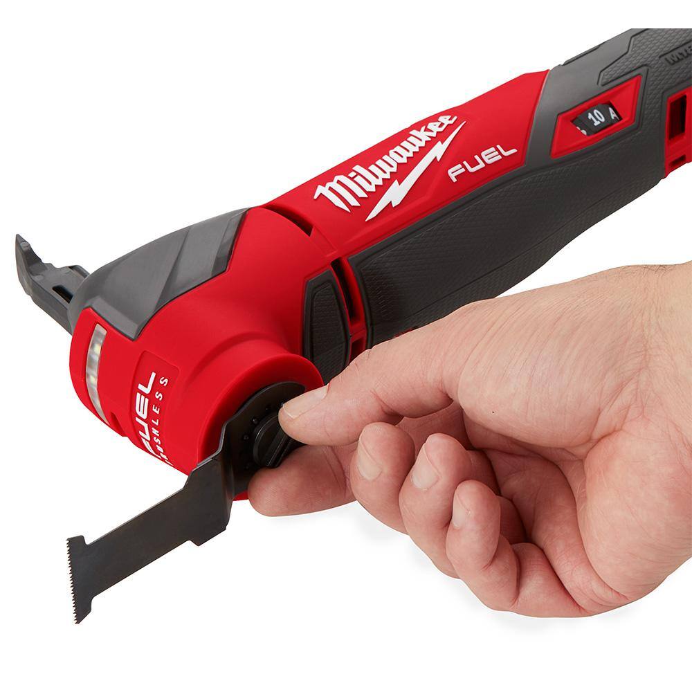 2025 2836-21 M18 FUEL 18V Lithium-Ion Cordless Brushless Oscillating Multi-Tool Kit with one 5.0 Ah Battery, Charger and Tool Bag