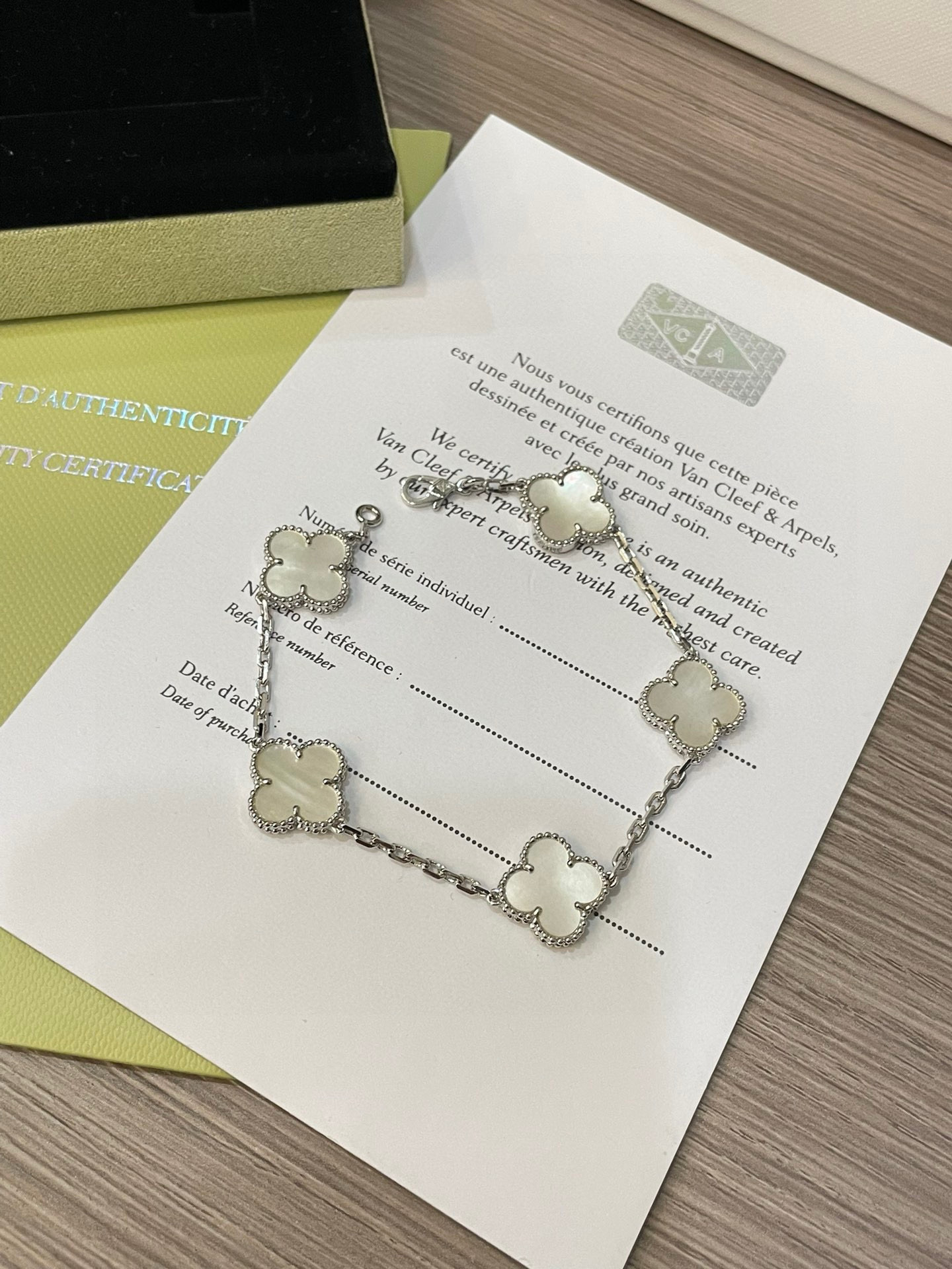 Van Cleef & Arpels Clover Jewelry Set - LuxuryEva