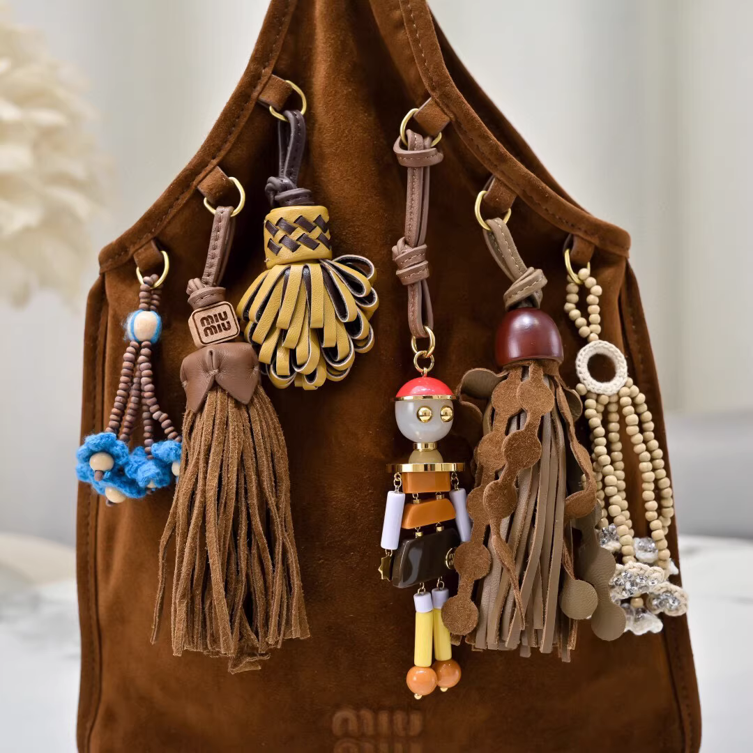 MiuMiu Suede bag with trick-Oak - LuxuryEva