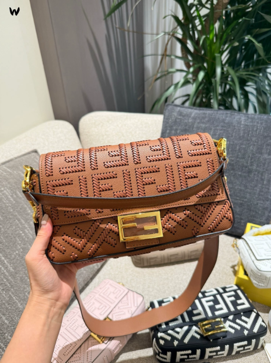FENDI Baguette - LuxuryEva
