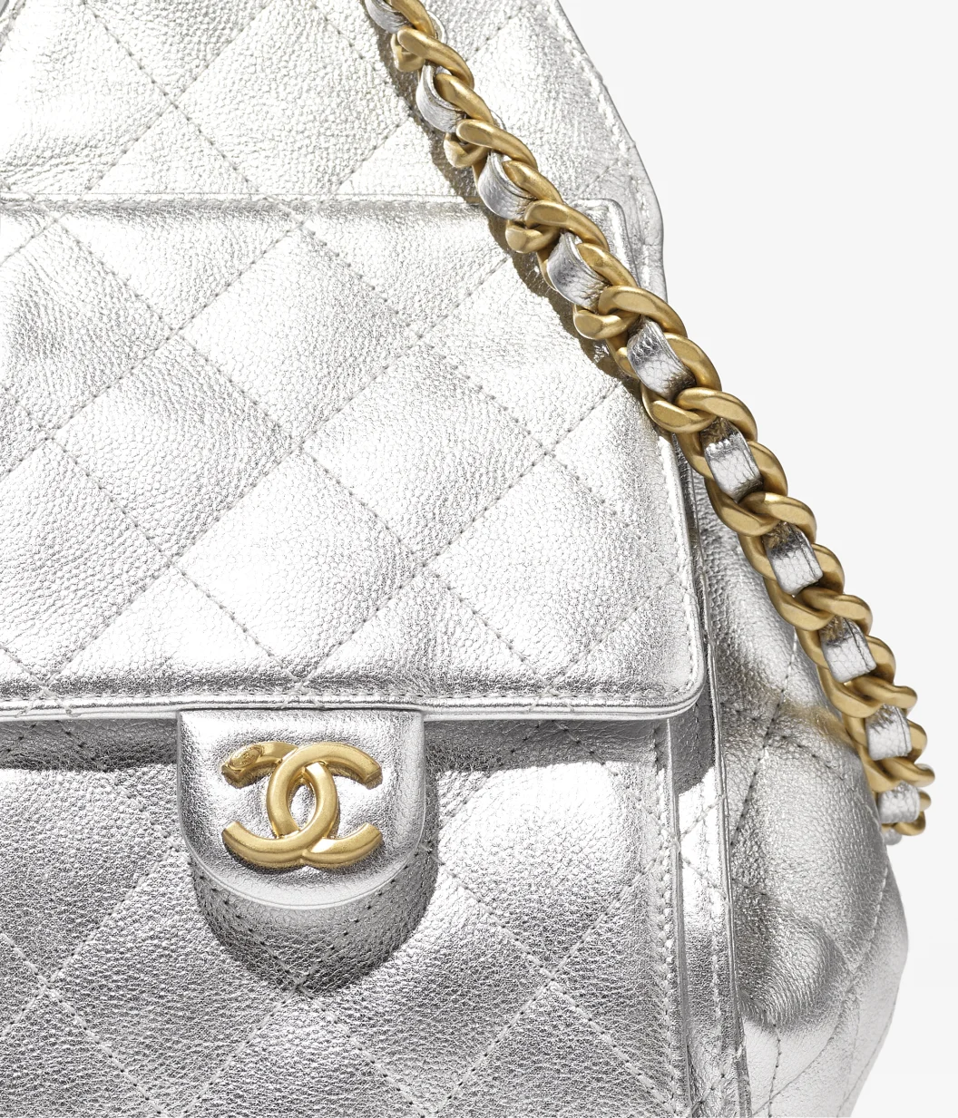 CHANEL 25 Small Handbag - LuxuryEva