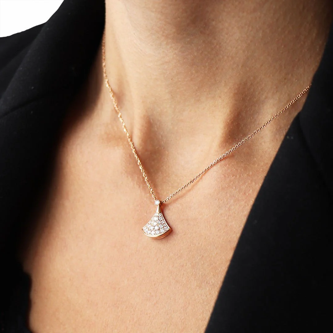 Bvlgari Divas' Dream Pave Diamonds 18k Rose Gold Stud Earrings and Divas’Dream 18ct rose-gold and 0.47ct brilliant-cut diamond necklace - LuxuryEva