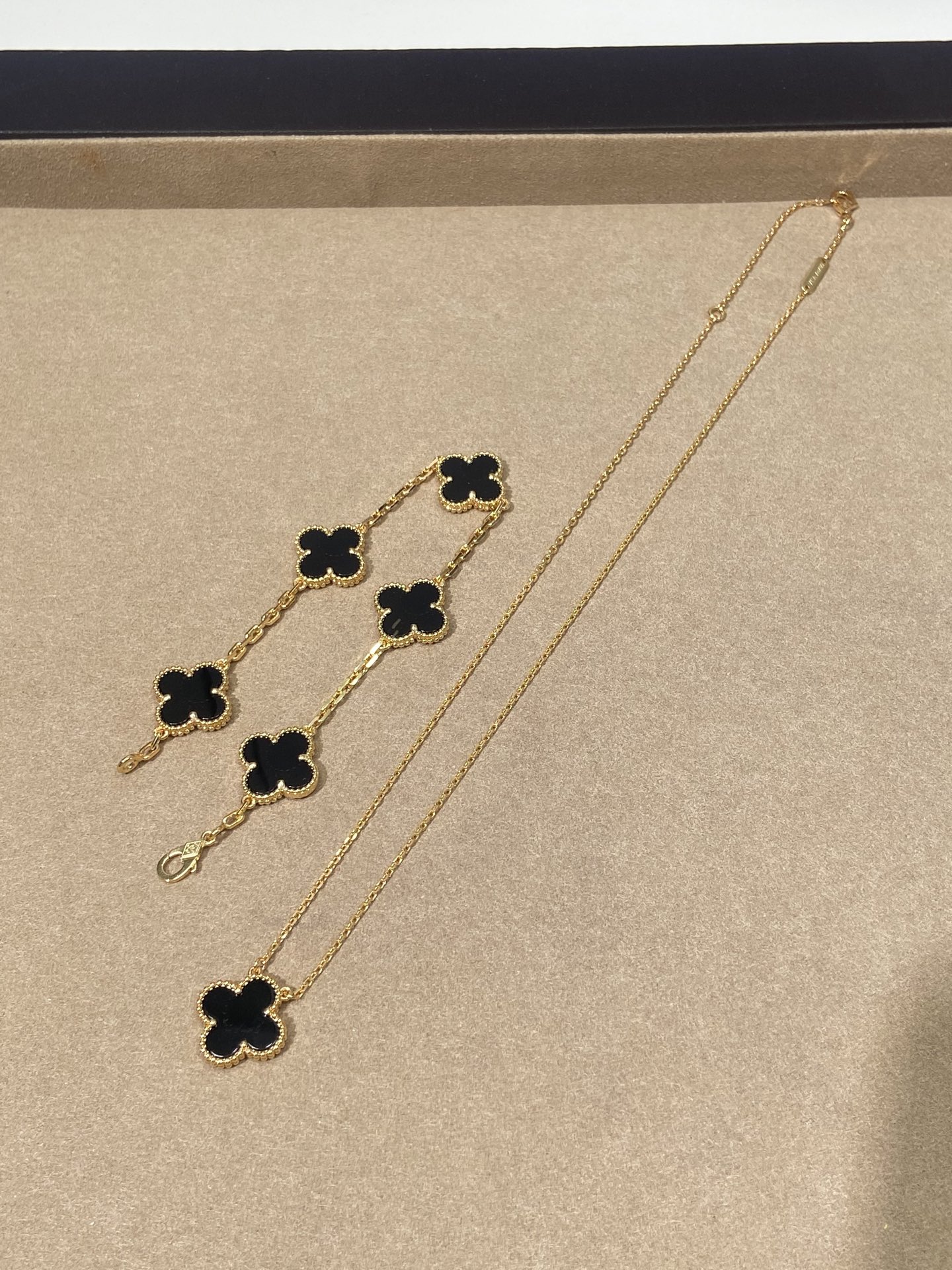 Van Cleef & Arpels Vintage Alhambra Onyx Gold Bracelet & Onyx 18K Gold Four-Leaf Clover Pendant Set - LuxuryEva