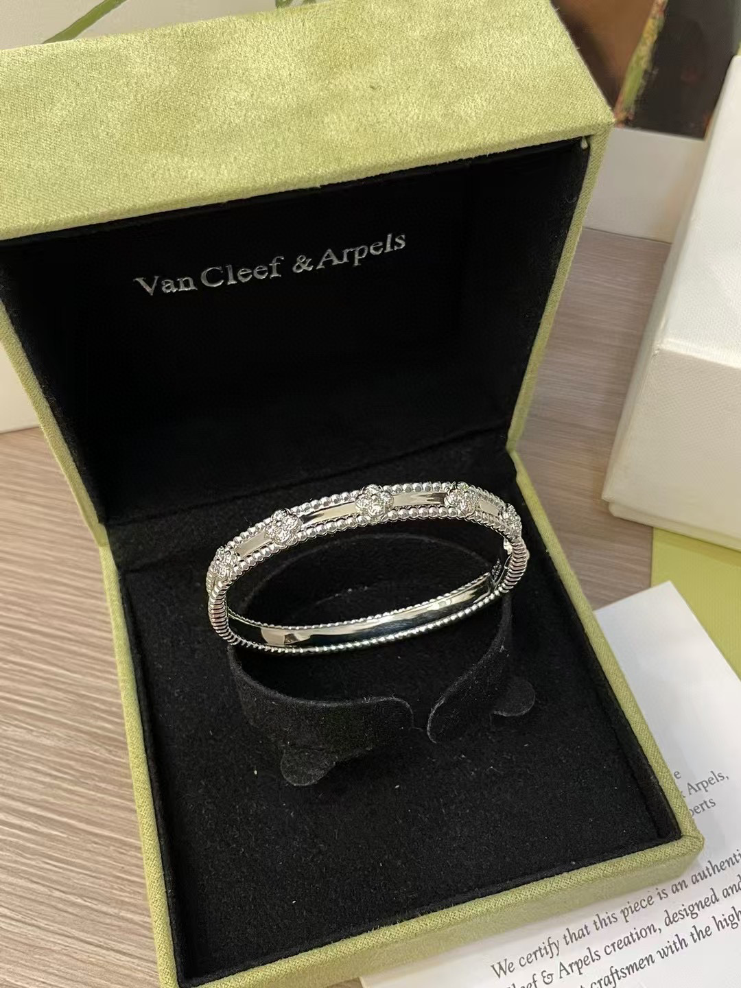Van Cleef & Arpels Kaleidoscope Bracelet - LuxuryEva
