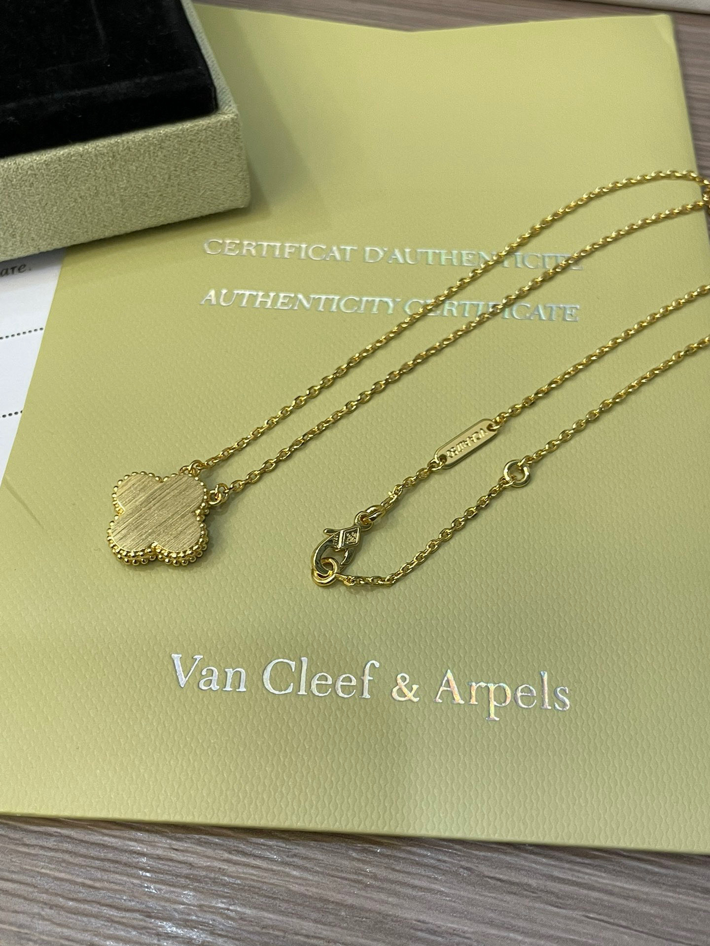 Van Cleef & Arpels Five-Flower Natural Red Carnelian Bracelet Set - LuxuryEva