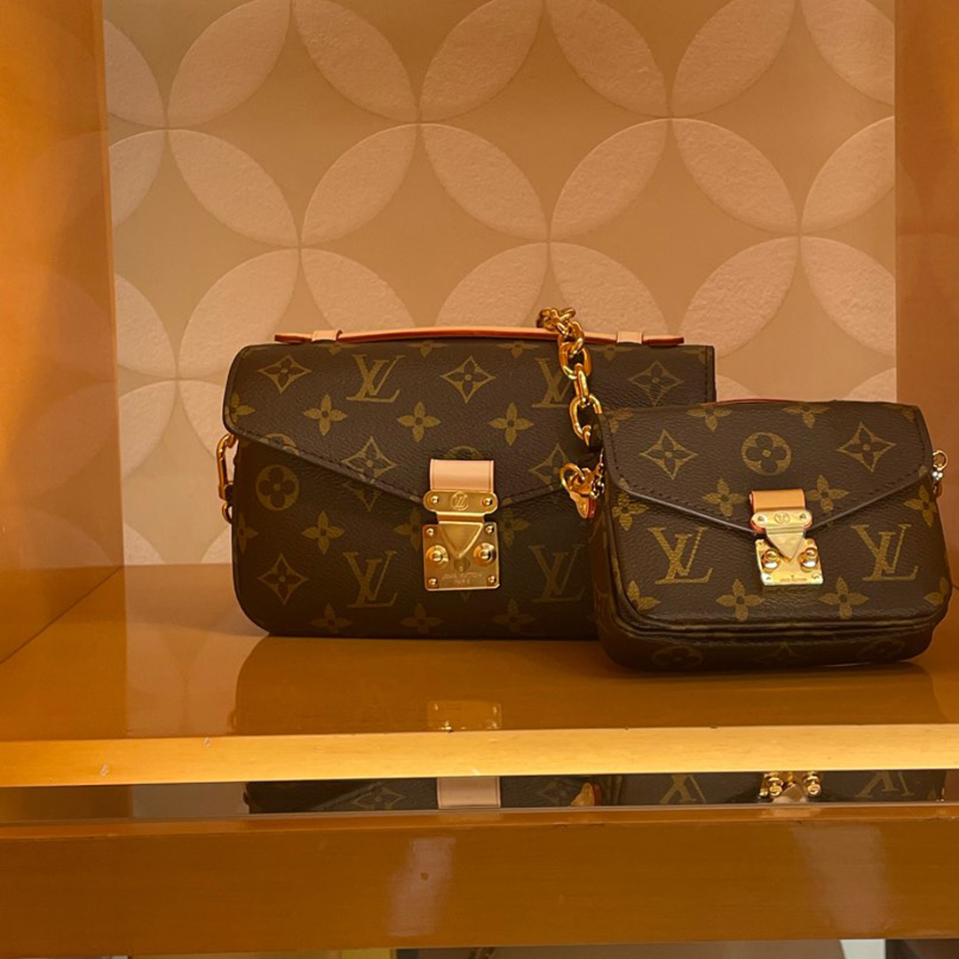 Louis Vuitton M46279 POCHETTE MéTIS EAST WEST - LuxuryEva