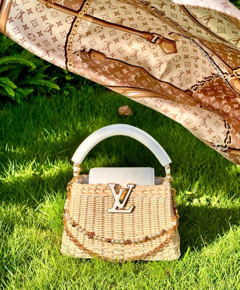 LV Pearl River Bag Charm M02608 - LuxuryEva