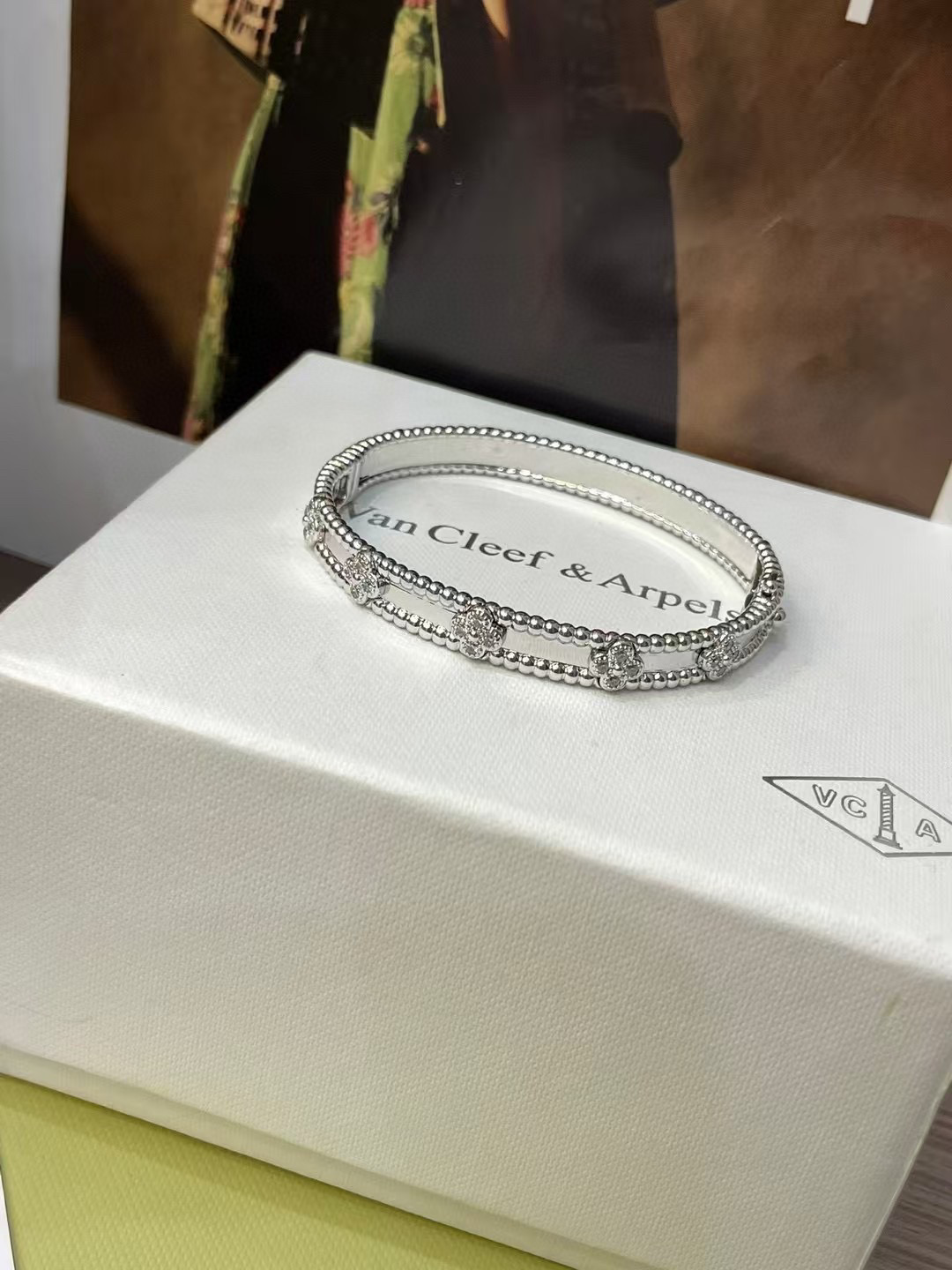 Van Cleef & Arpels Kaleidoscope Bracelet - LuxuryEva