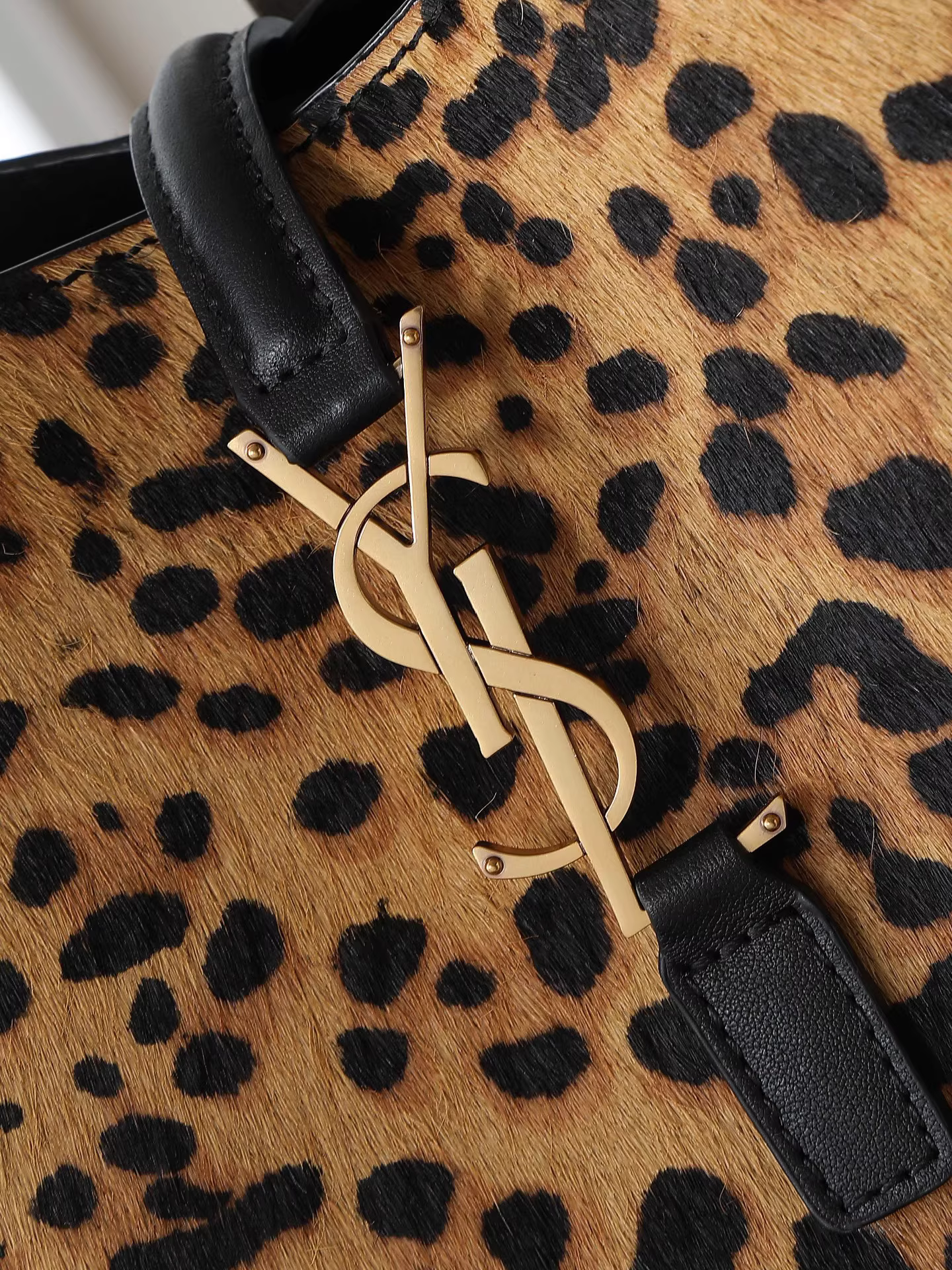 YSL LE 5 À 7 supple small in pony hair leather - LuxuryEva