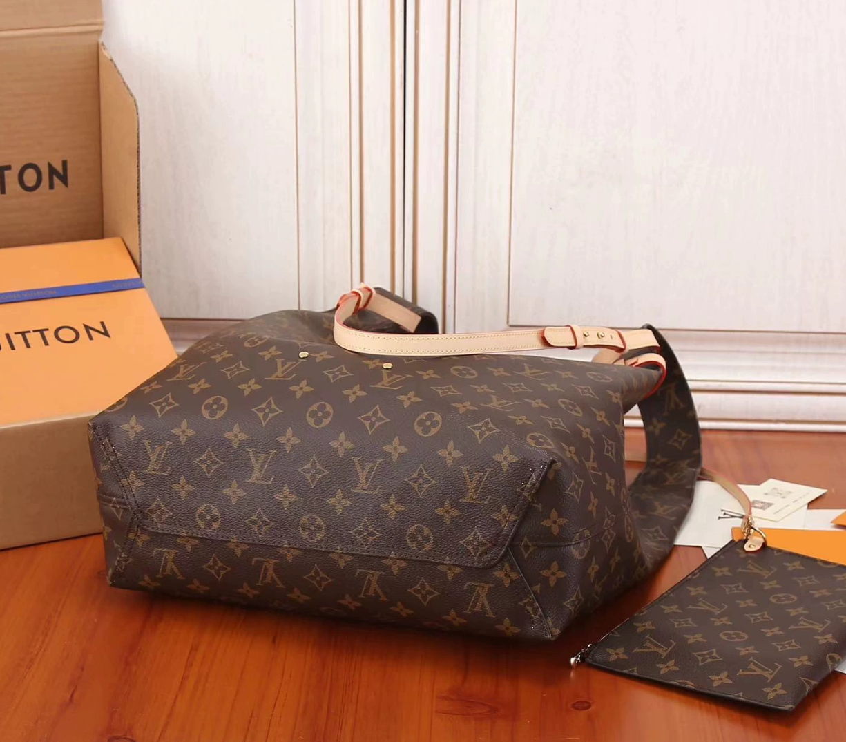 LV Atlantis M46817 GM - LuxuryEva