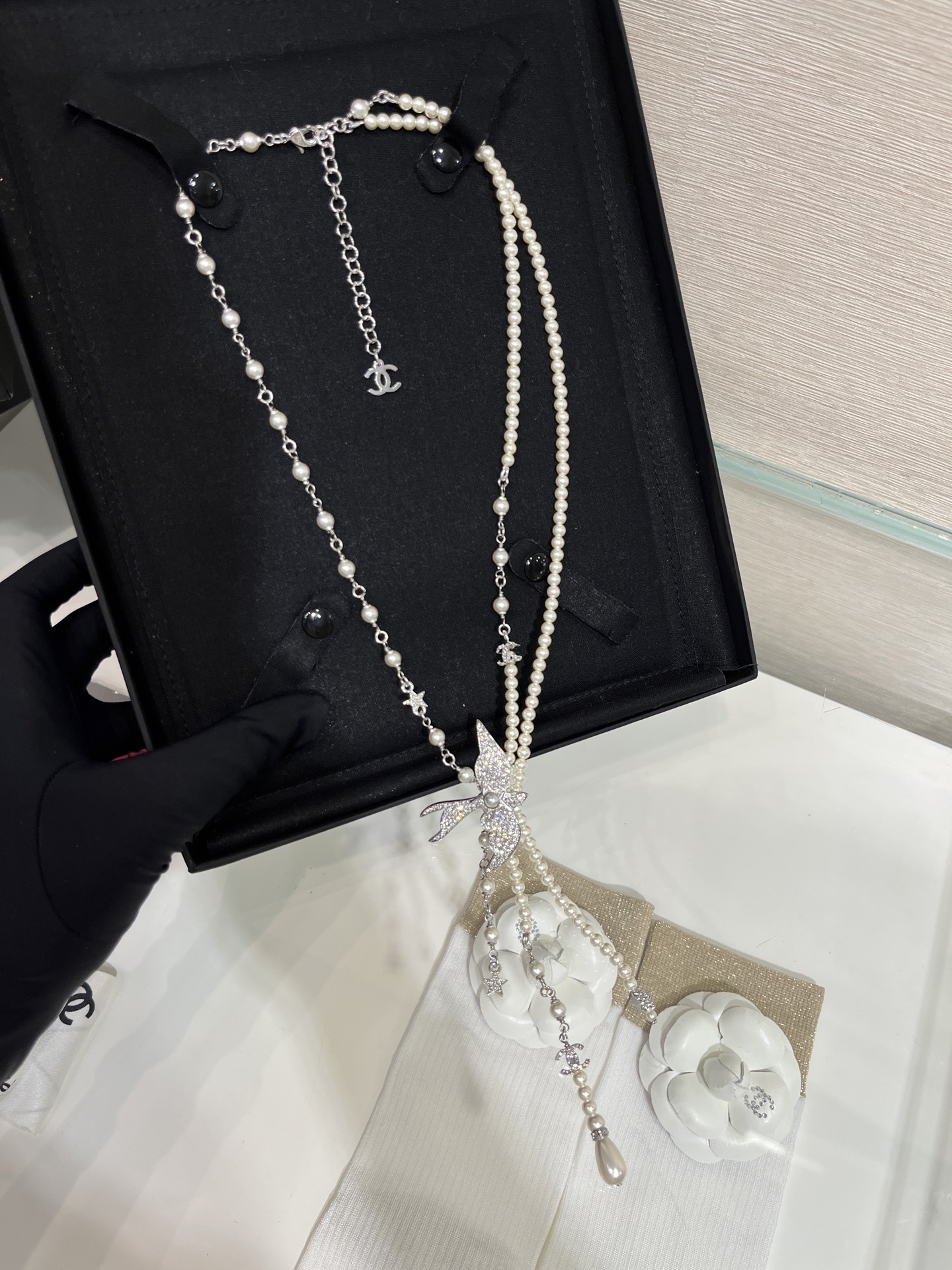 CHANEL 25S New Silver Bird-Inspired Double C Pearl Necklace / Sweater Chain - LuxuryEva