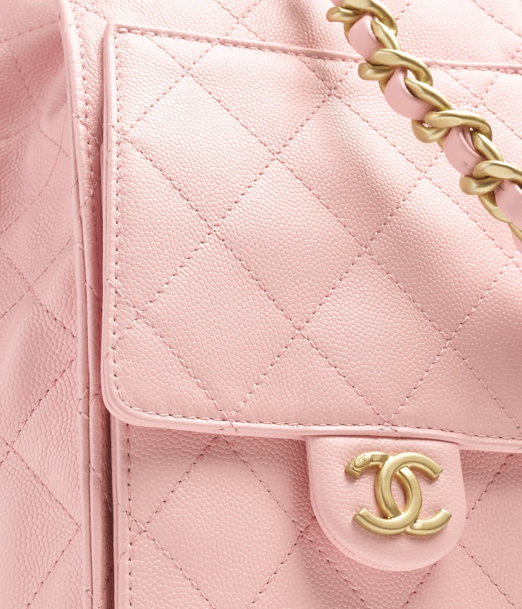 CHANEL 25 Medium Handbag Light Pink - LuxuryEva