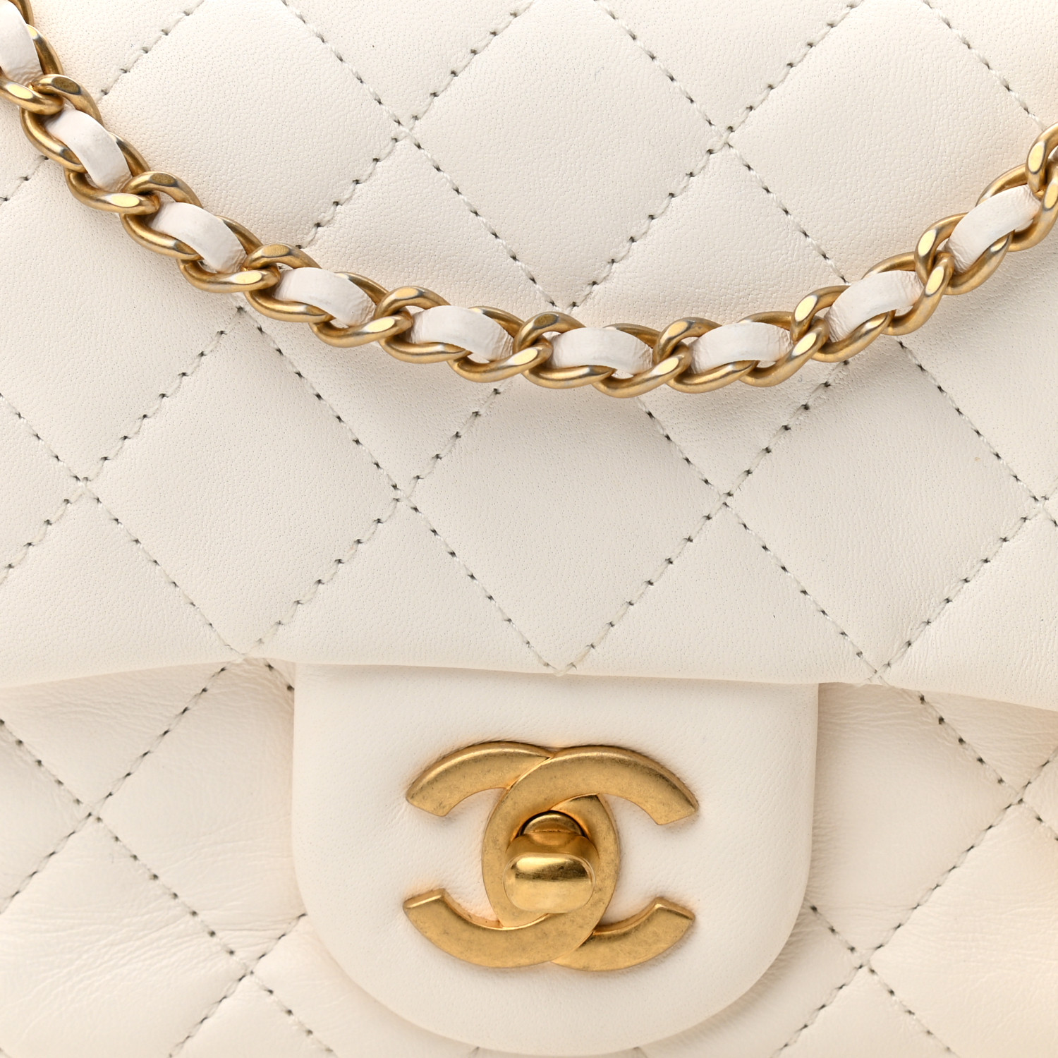 Lambskin Quilted CC Pearl Crush Mini Flap White - LuxuryEva