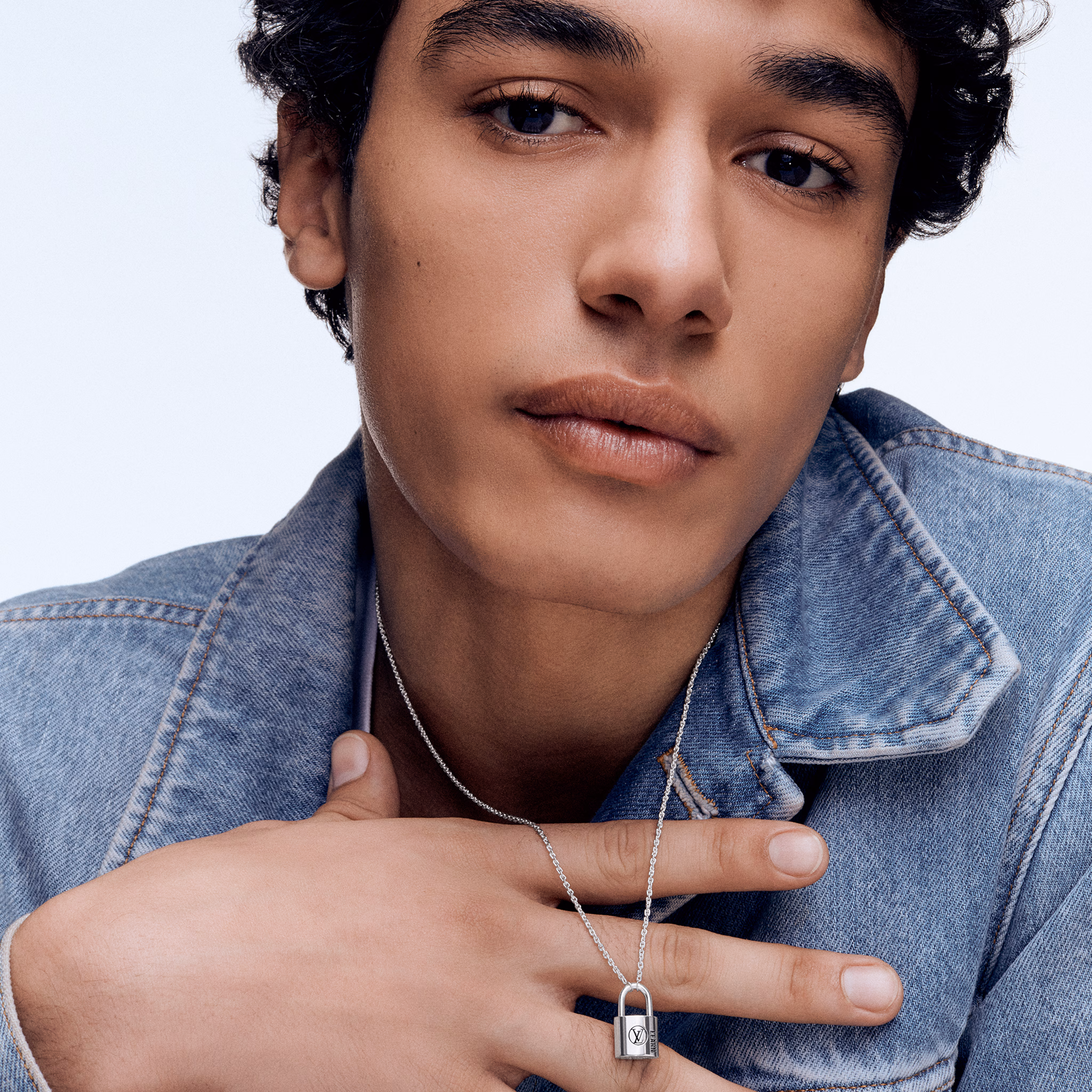 LV Silver Lockit Pendant, Sterling Silver Black Laquered Q03273 - LuxuryEva