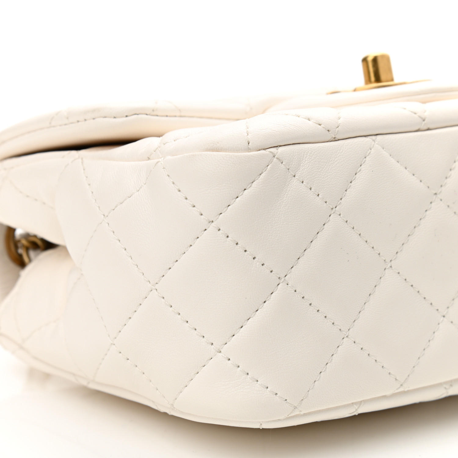 Lambskin Quilted CC Pearl Crush Mini Flap White - LuxuryEva