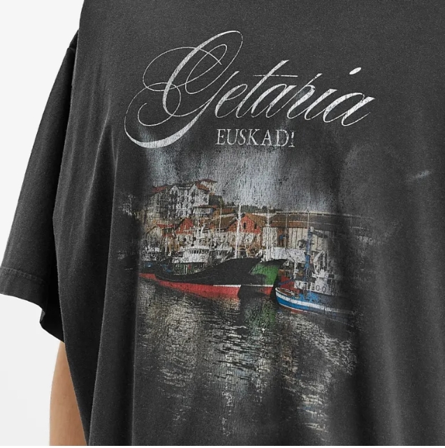 BALENCIAGA GETARIA TUBULAR OVERSIZED T-SHIRT Faded Washed Black - LuxuryEva