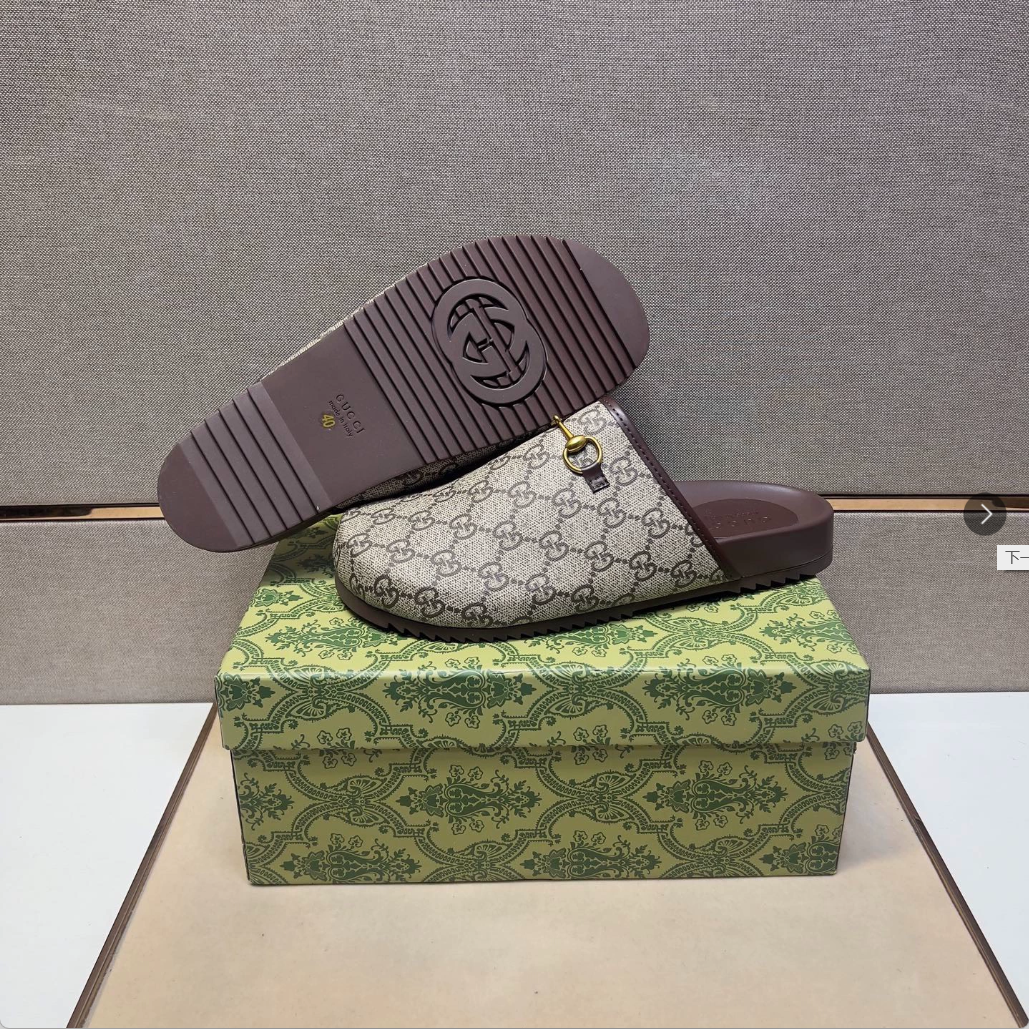 Gucci Women's Horsebit mule - LuxuryEva