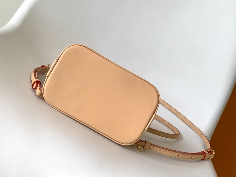 LV Alma Backpack M47132 - LuxuryEva