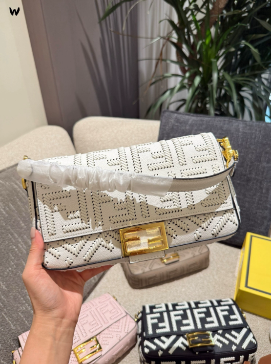 FENDI Baguette - LuxuryEva