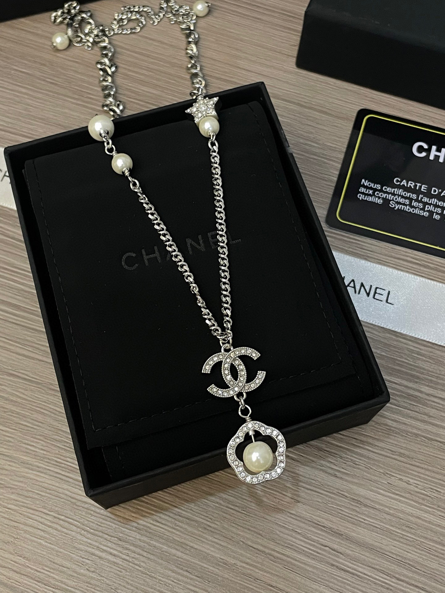 CHANEL NECKLECES - LuxuryEva