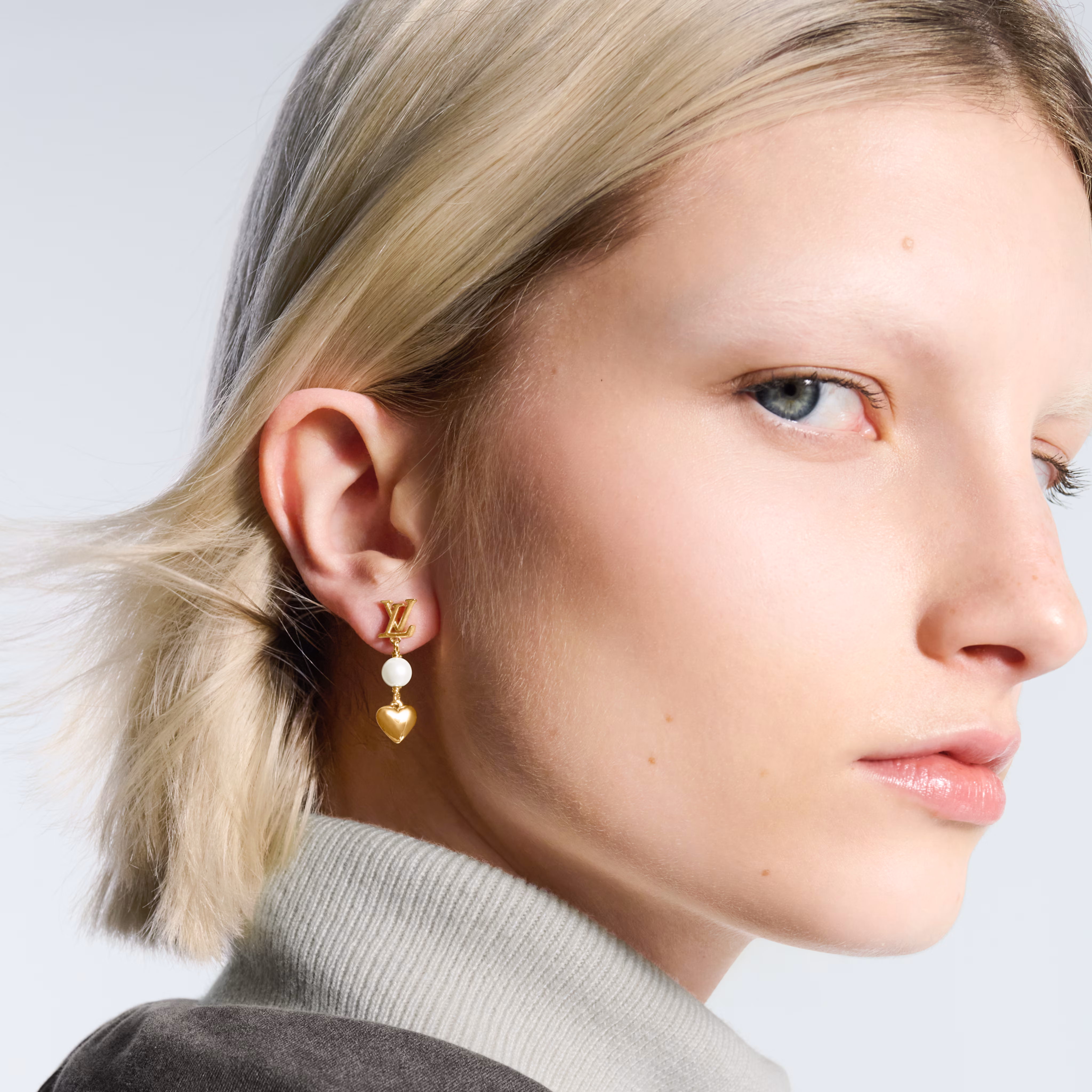 LV Blooming Pearls Earrings M02386 - LuxuryEva