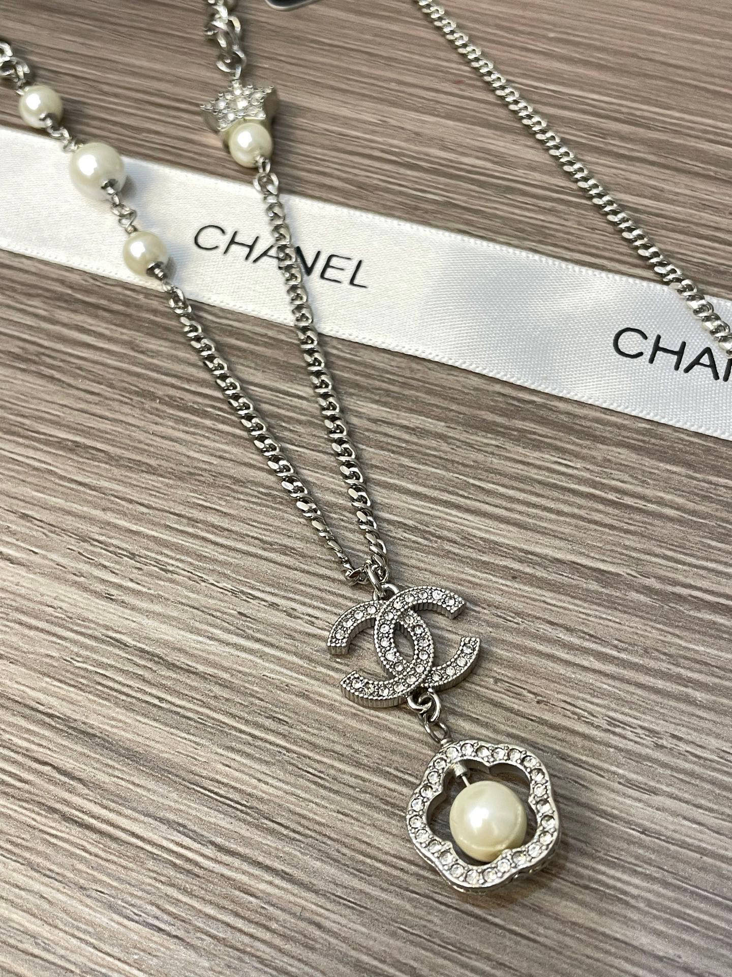 CHANEL NECKLECES - LuxuryEva