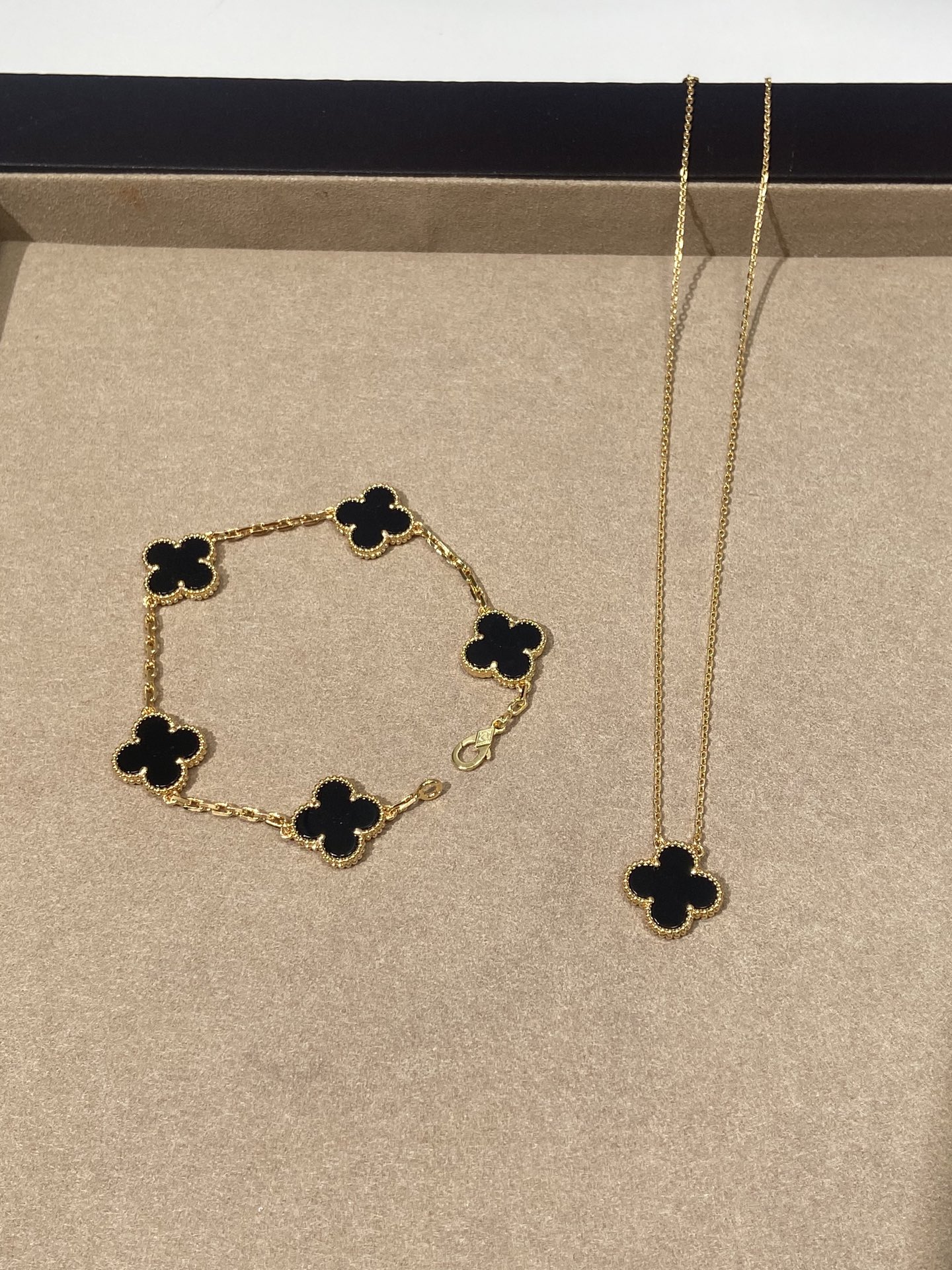 Van Cleef & Arpels Vintage Alhambra Onyx Gold Bracelet & Onyx 18K Gold Four-Leaf Clover Pendant Set - LuxuryEva
