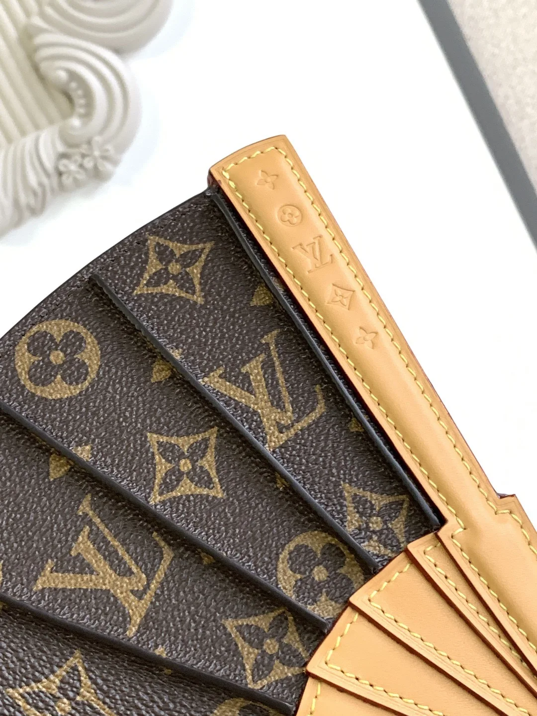 Louisâ¯Vuitton Fan Bag - LuxuryEva