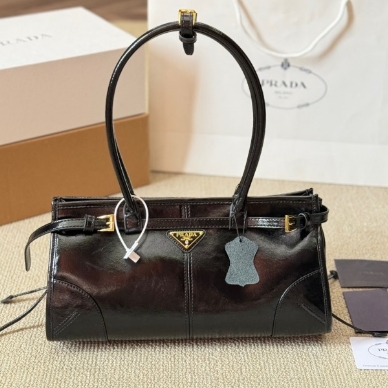 Prada Bonnie medium leather handbag - LuxuryEva
