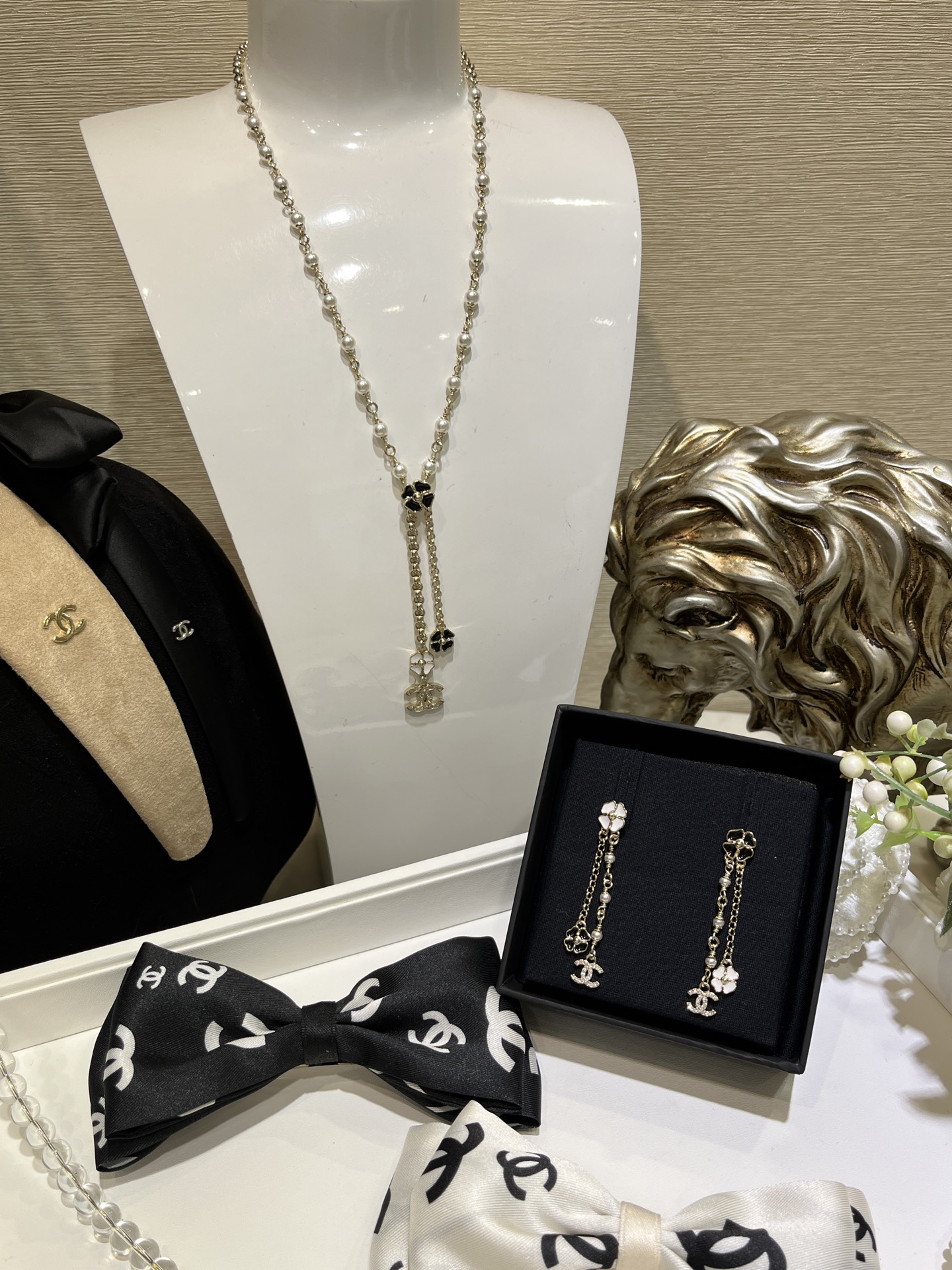 CHANEL 25P New Black & White Enamel Mini Clover & Camellia Double C Drop Earrings - LuxuryEva