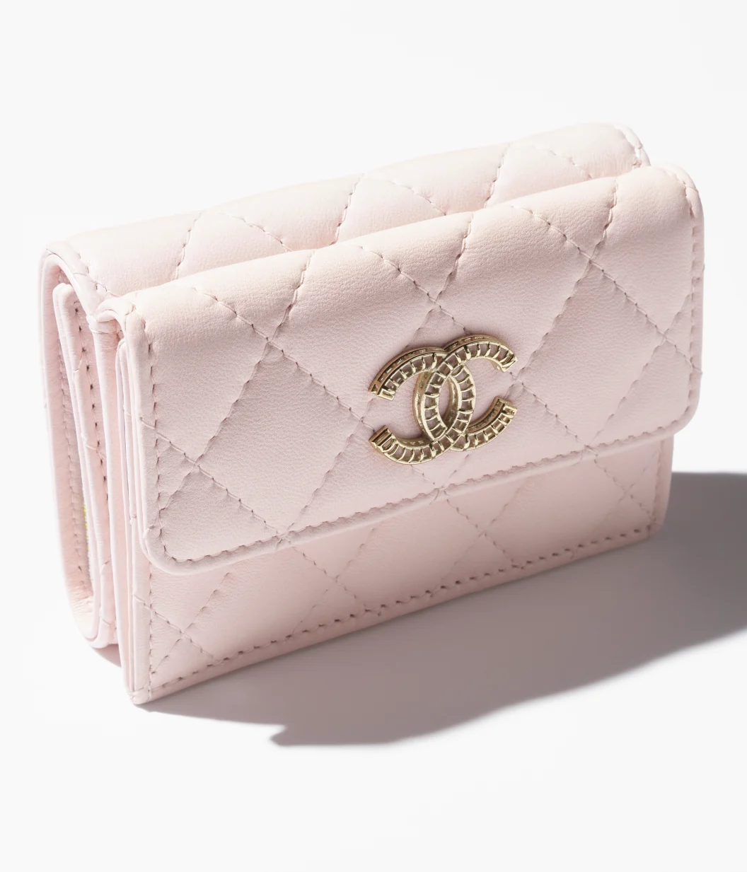 CHANEL Small Flap Wallet-Light Pink - LuxuryEva