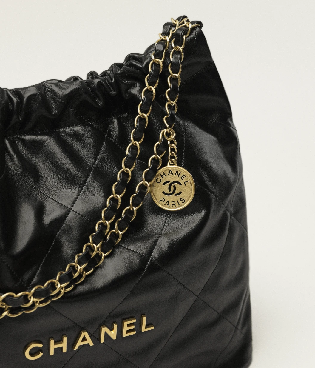 CHANEL 22 Handbag - LuxuryEva