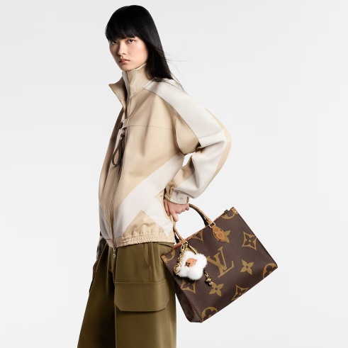 Cheap Designer-Style Charms | Bag Charms, Pendants, Keychains & Twilly Sets - LuxuryEva