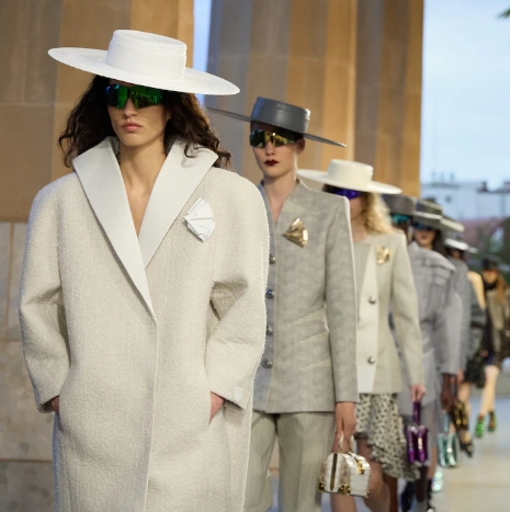 Cheap Designer-Style Clothing | Dresses, Tops, Knits & Outerwear - LuxuryEva